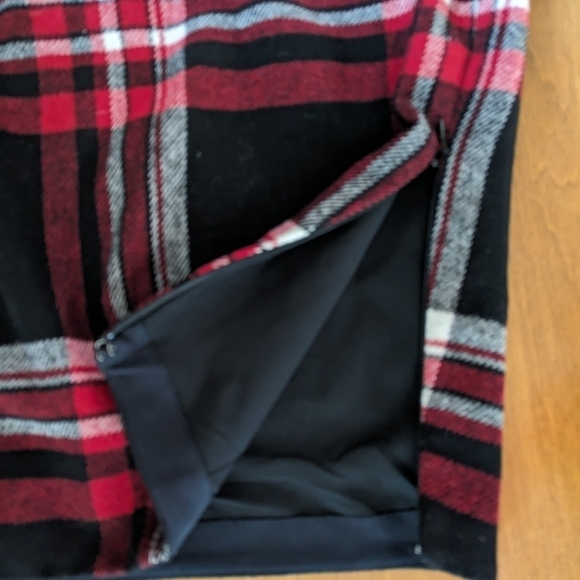 Beautiful plaid wool blend lined skirt size 10 - Picture 5 of 7